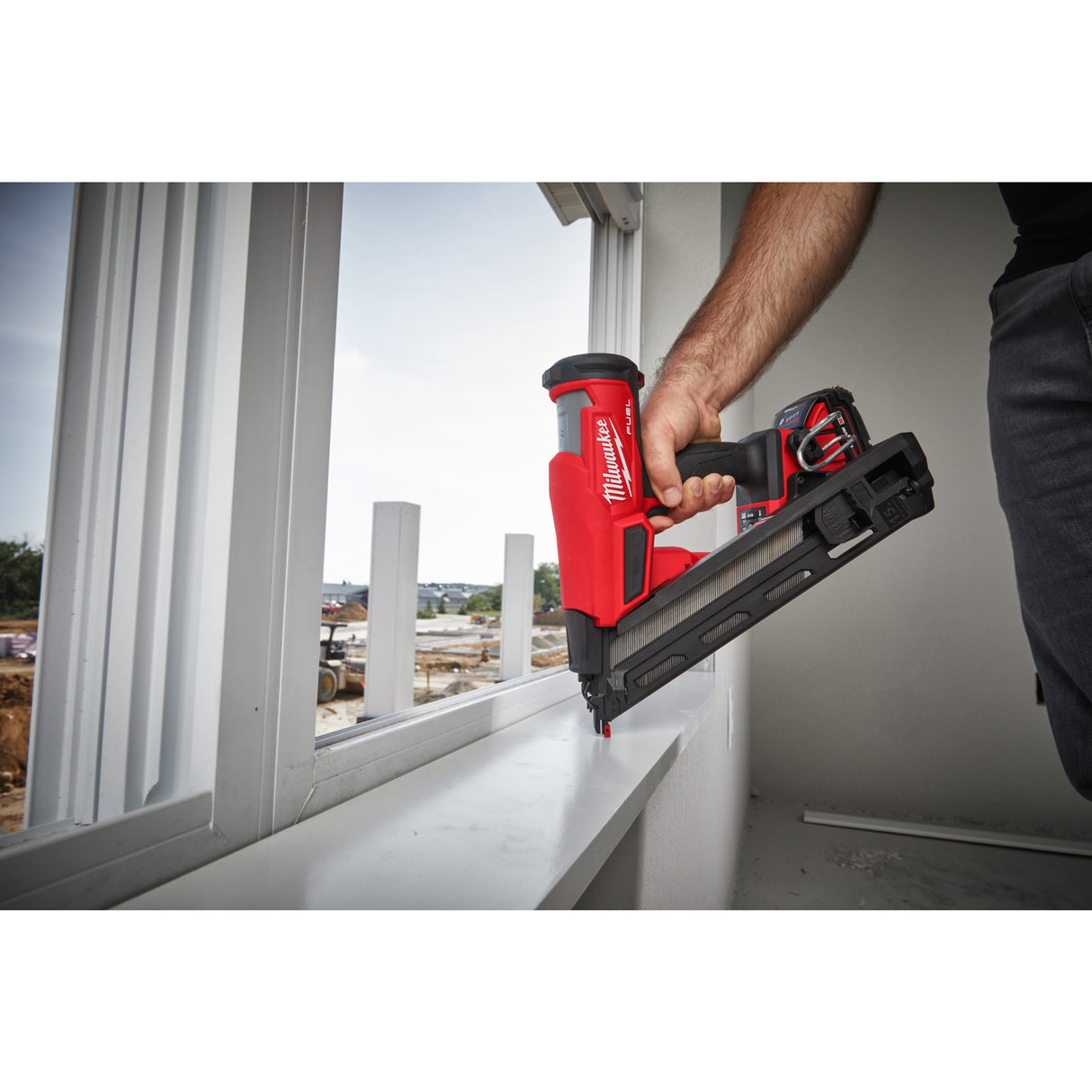 Milwaukee M18fn15ga-0x mini-pistol cuie cu acumulator 4933478091