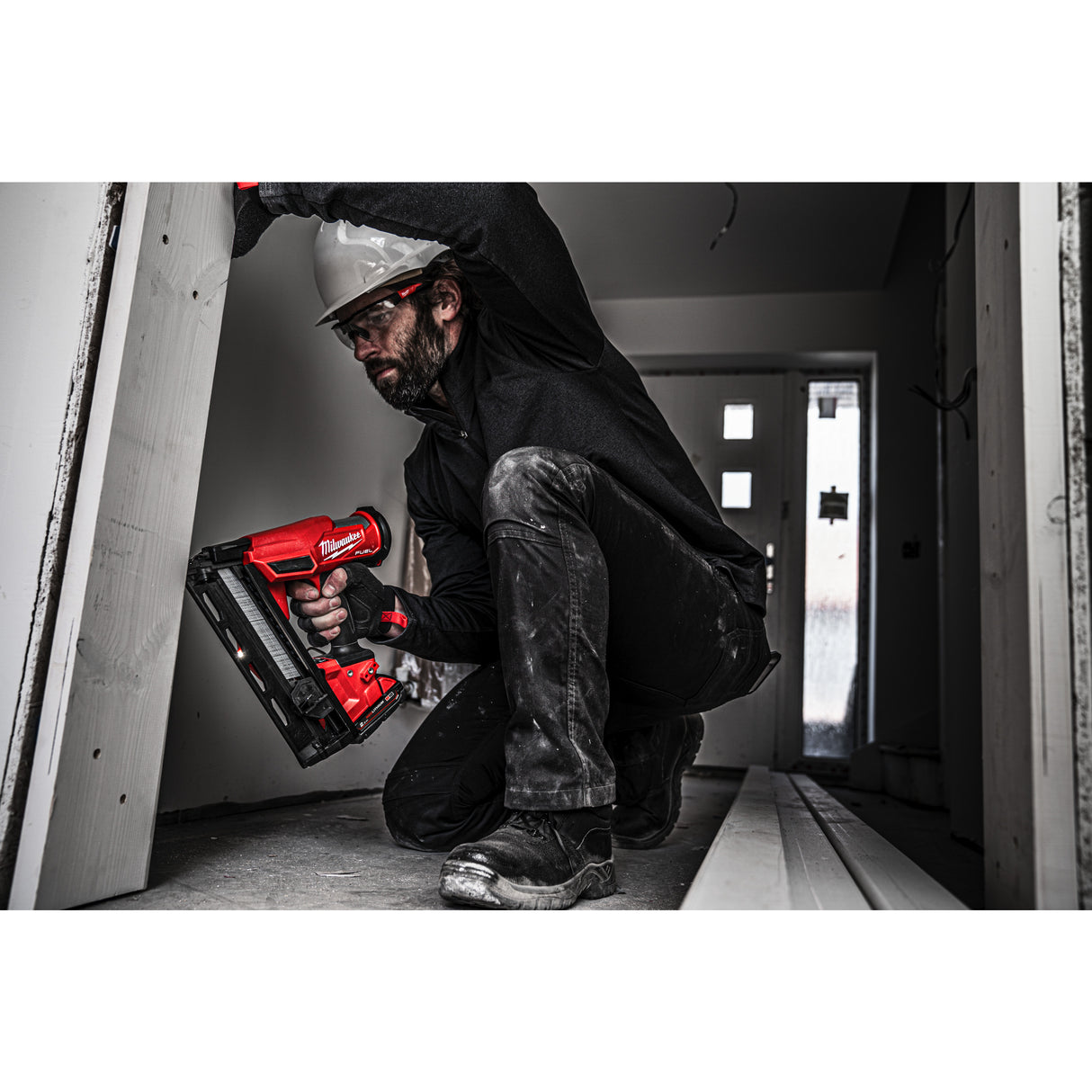 Milwaukee M18fn16ga-202x mini-pistol cuie cu acumulator 4933478092