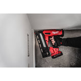M18 FN16GA Pistol înclinat pentru cuie M18 FUEL™ 16 GA Milwaukee