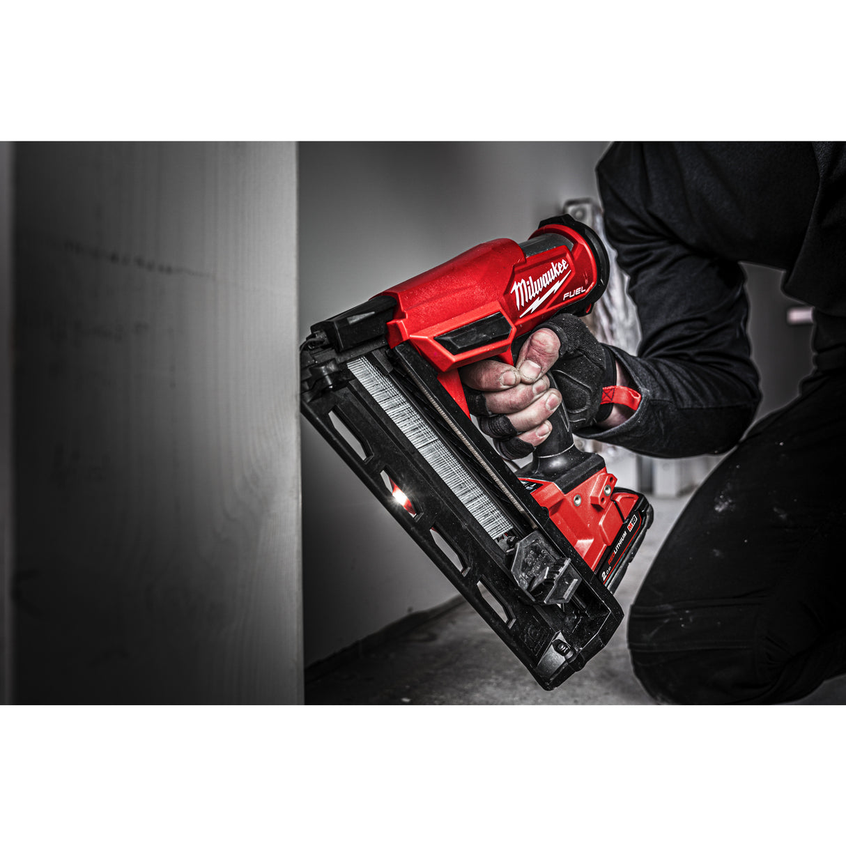 Milwaukee M18fn16ga-202x mini-pistol cuie cu acumulator 4933478092