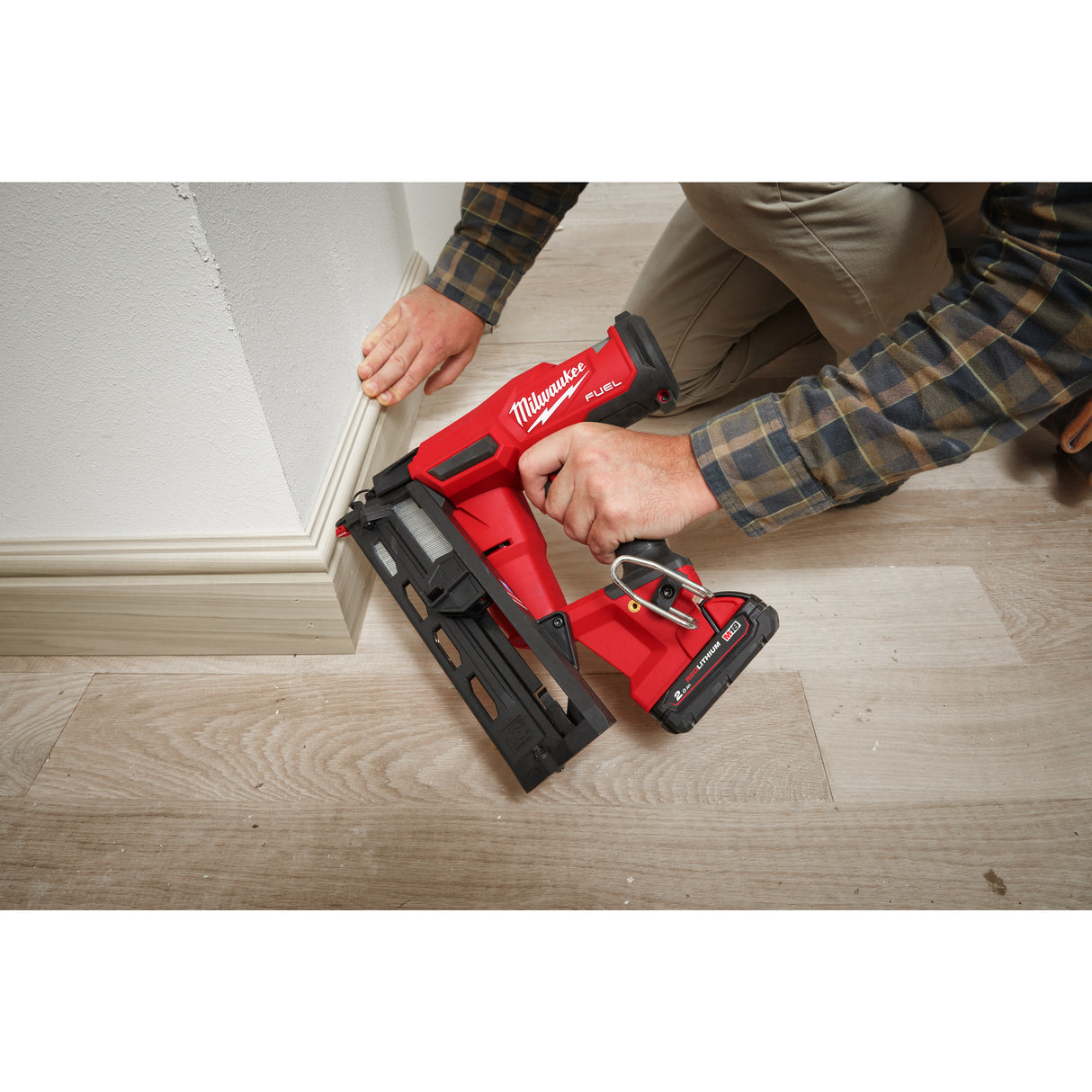 Milwaukee M18fn16ga-202x mini-pistol cuie cu acumulator 4933478092