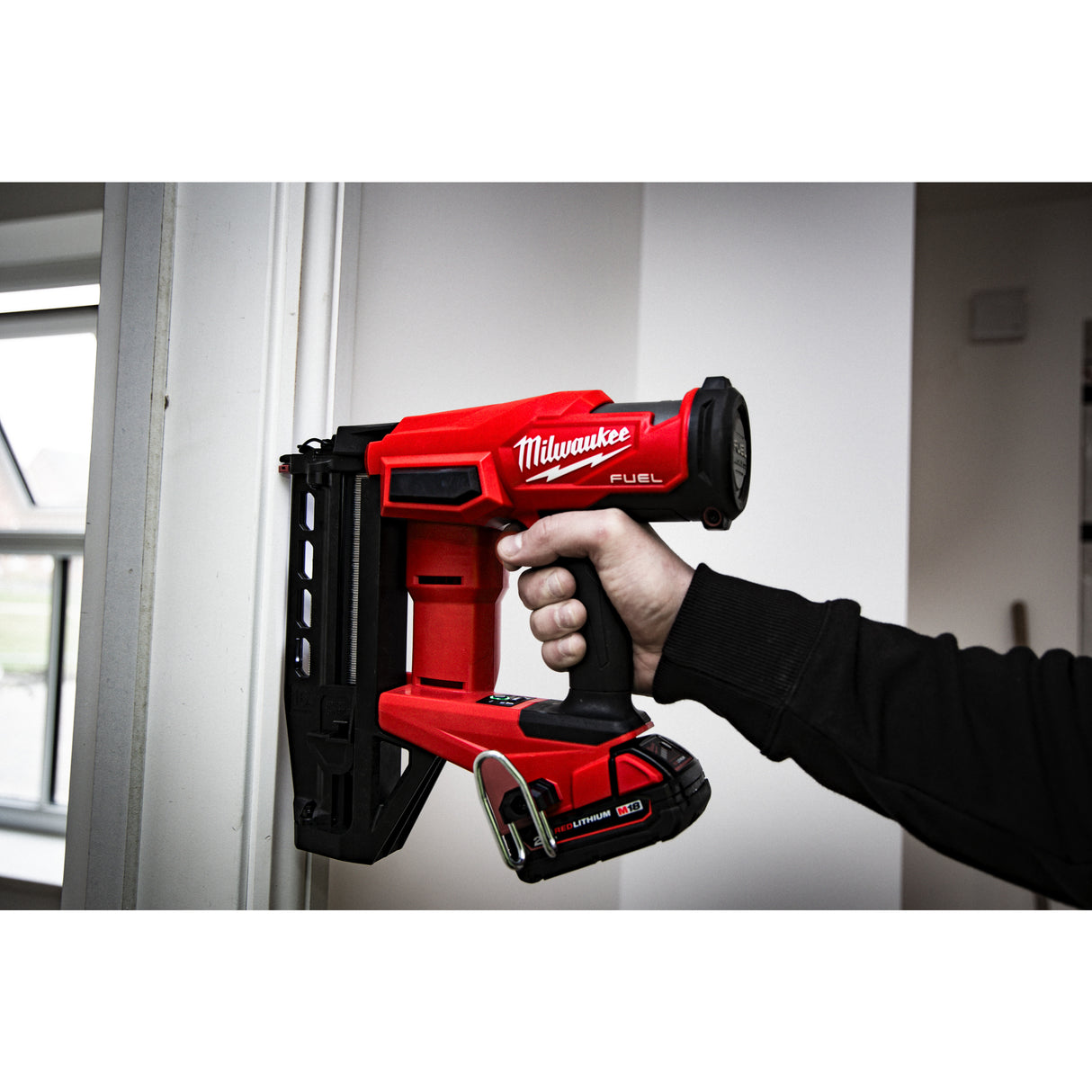 Milwaukee M18fn16gs-0x pistol drept cuie 16ga 4933493353