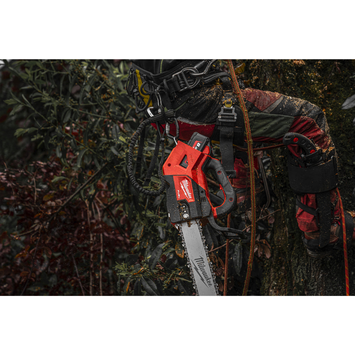 Milwaukee M18fthchs35-802 fierăstrău cu lanț 35 cm cu mâner superior M18 FUEL™ 4933479589