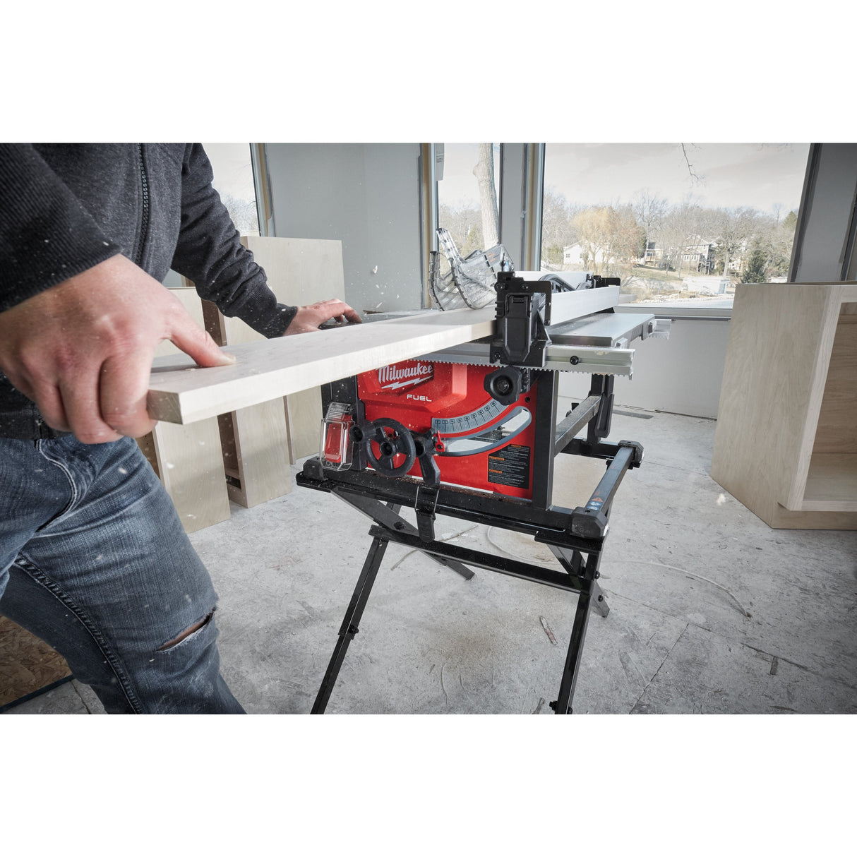 Fierăstrău cu masă M18 FUEL™ ONE-KEY™ Milwaukee