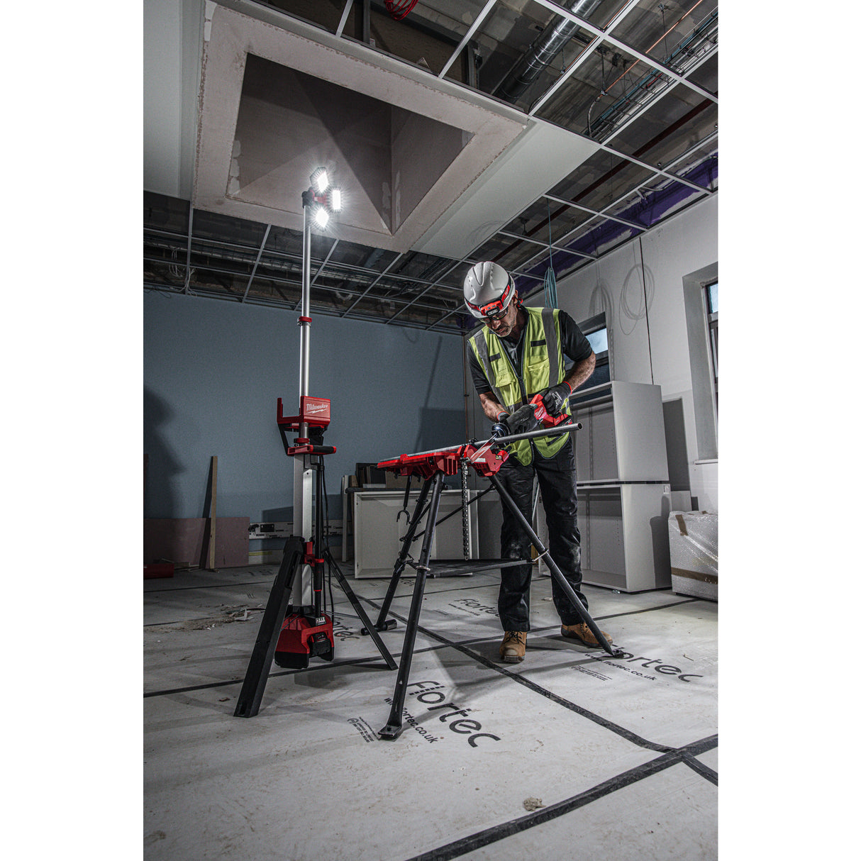 Milwaukee M18hosalc-0 turn ilum. cu încărc.   4933478116
