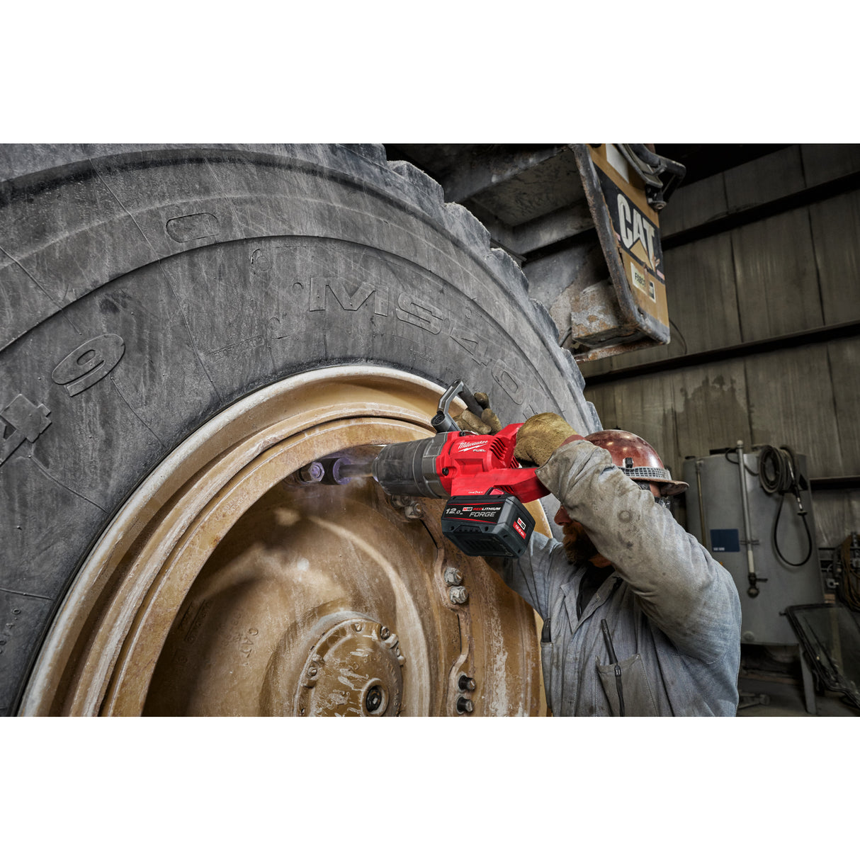 Milwaukee M18ONEFHIWF1D-121C Cheie de impact 1˝ ONE-KEY™ M18 FUEL™ cu mâner-D, cuplu ridicat, inel de fixare și gât lung 4933499251