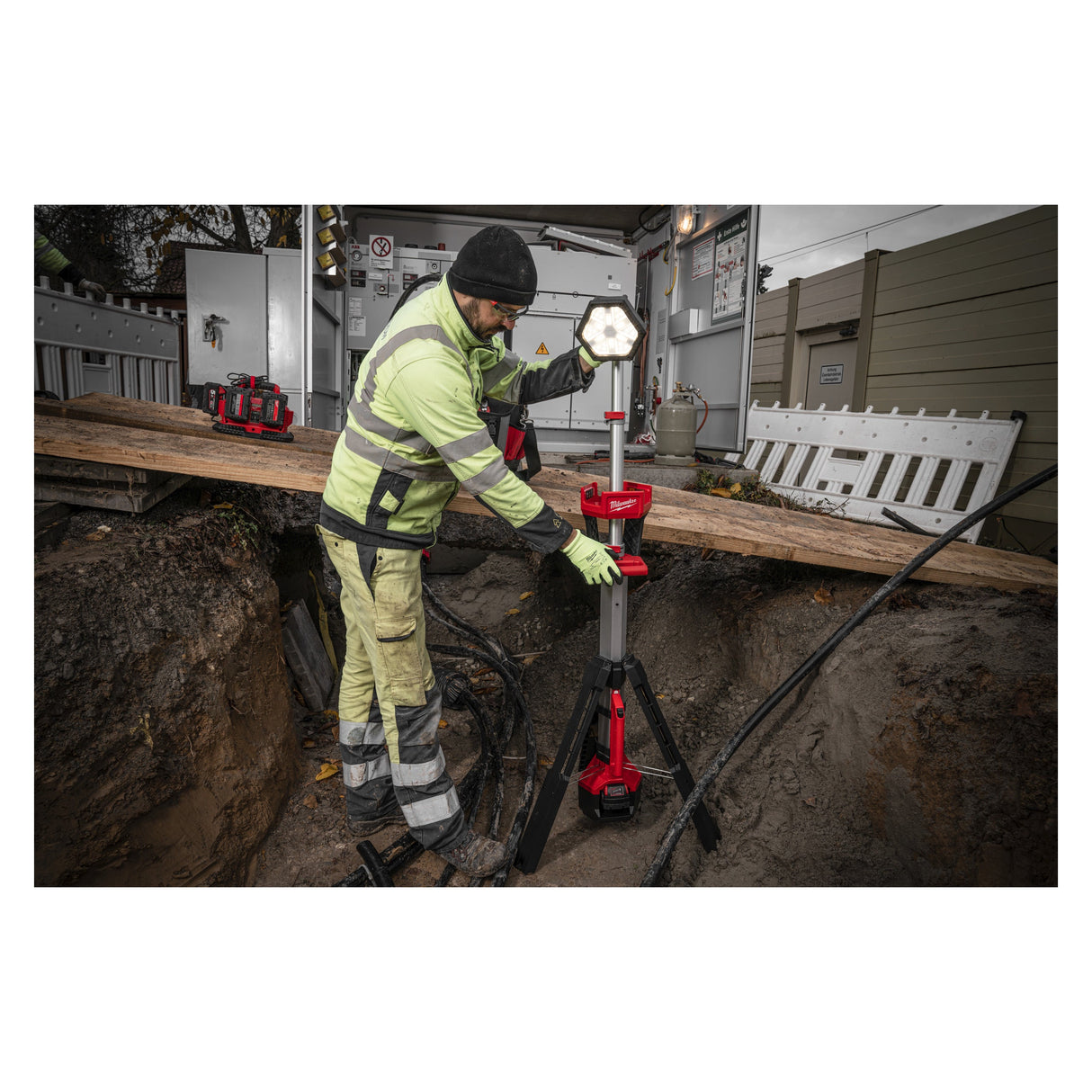 M18 SAL2 Proiector turn M18™ Milwaukee