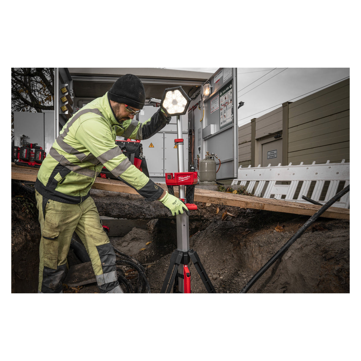 M18 SAL2 Proiector turn M18™ Milwaukee