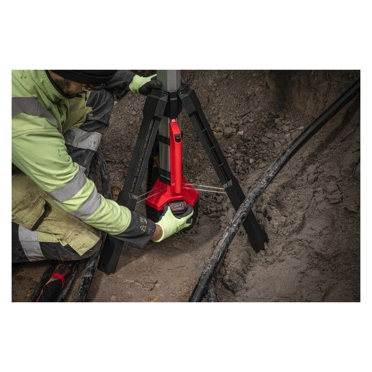 Milwaukee M18sal2-502b proiector turn 4933492903