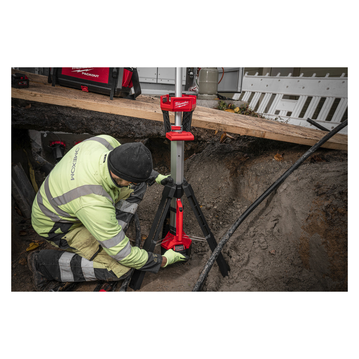 Milwaukee M18sal2-502b proiector turn 4933492903