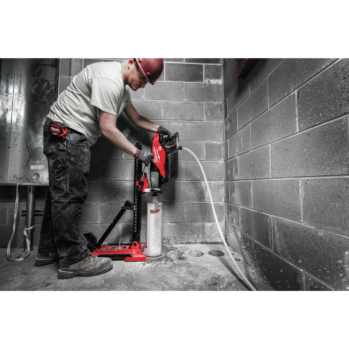KIT MXF DCD150 Mașină de găurit cu carotă diamantată 150 mm MX FUEL™ Milwaukee