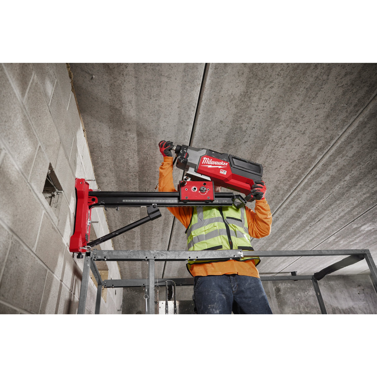 MXF DCD350 KIT Mașină de găurit cu carotă diamantată 350 mm MX FUEL™ Milwaukee
