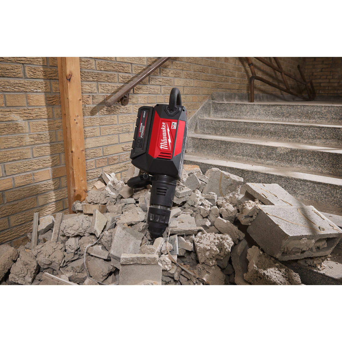 Ciocan demolator MX FUEL™ 10 kg Milwaukee