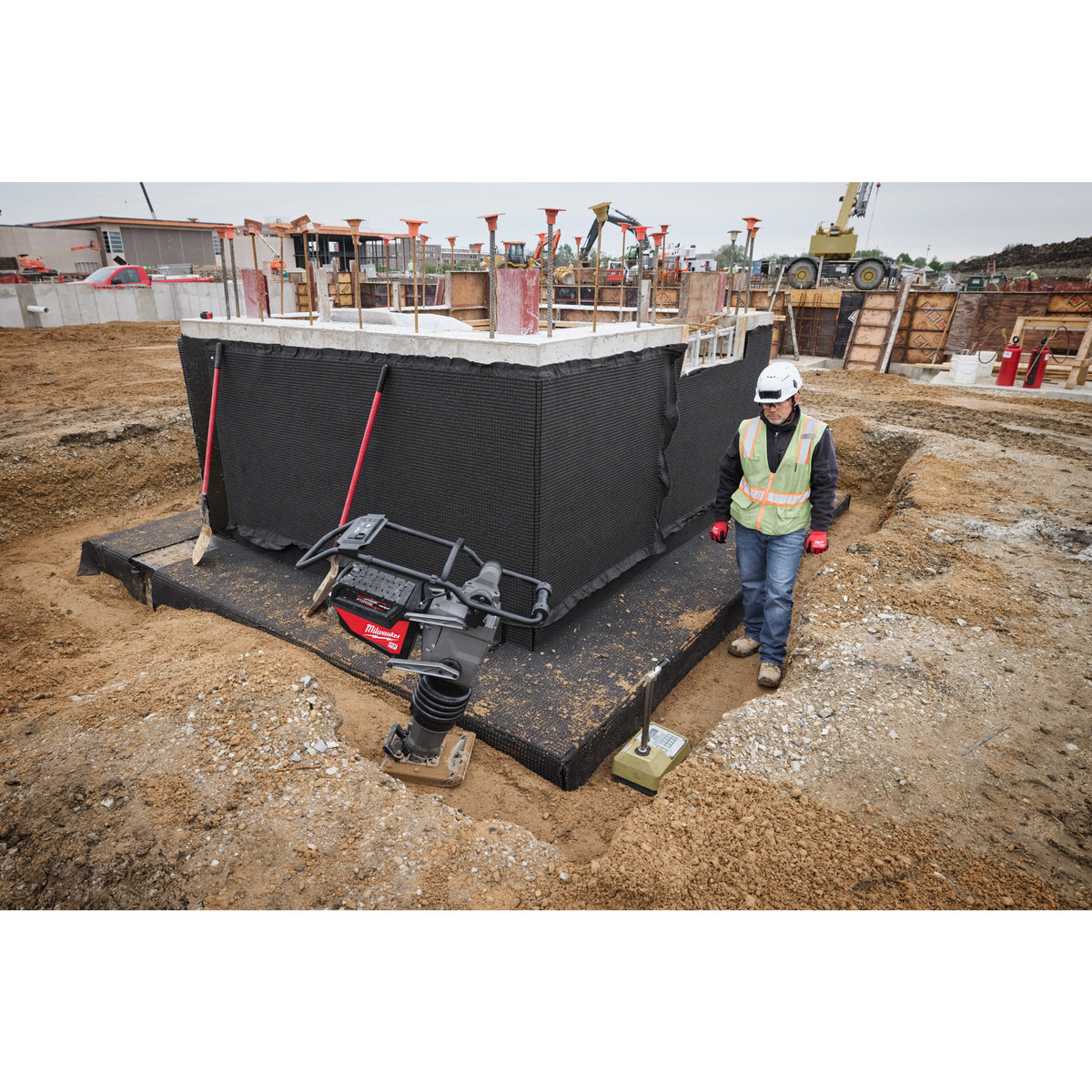 Mai compactor MX FUEL™ Milwaukee