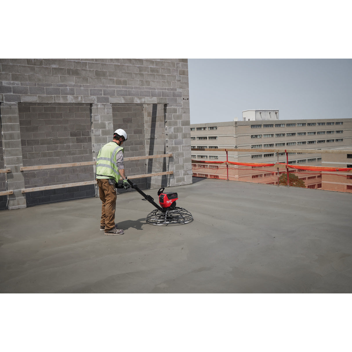Milwaukee 4933498326 MXF WBT90-0 Mașină de finisat beton mx FUEL™ 900 mm