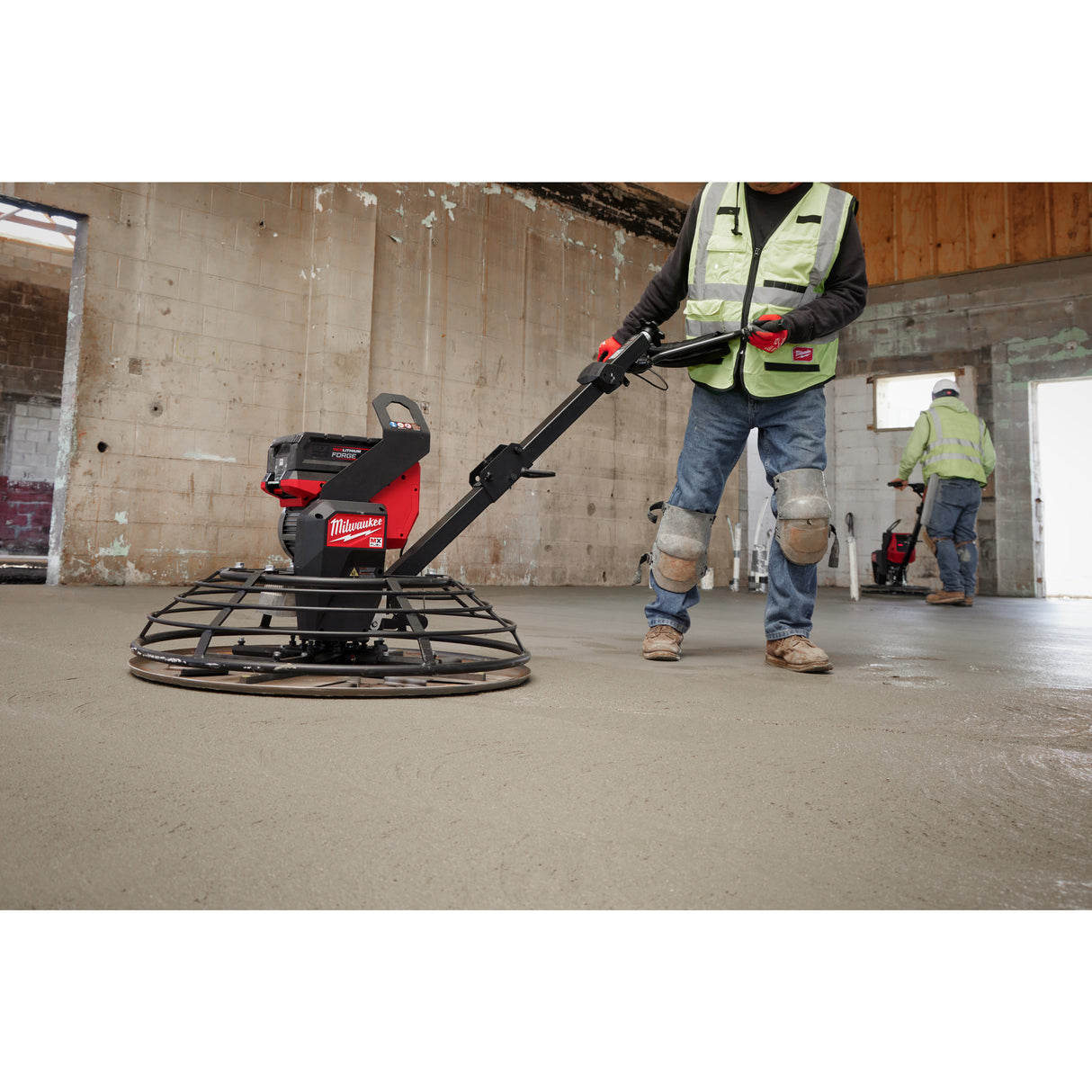 Milwaukee 4933498326 MXF WBT90-0 Mașină de finisat beton mx FUEL™ 900 mm