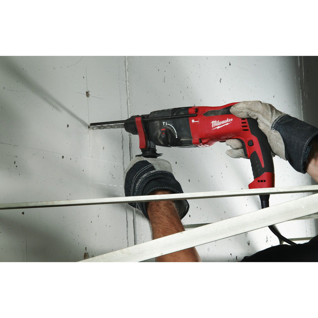 Milwaukee Pfh26 ciocan rotopercutor   4933428230