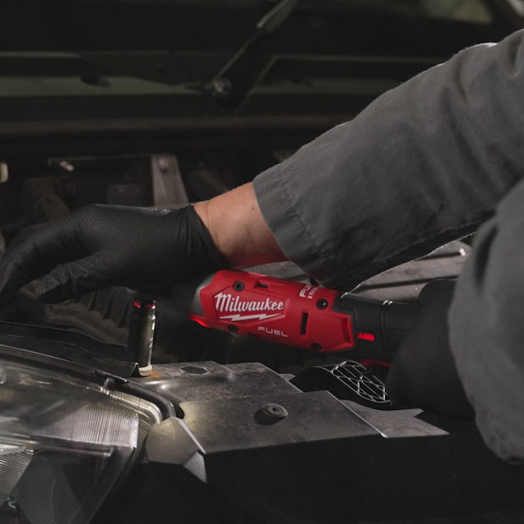 Antrenor cu clichet Milwaukee® M12 FIR14G2 ¼″, 61 Nm, motor fără perii